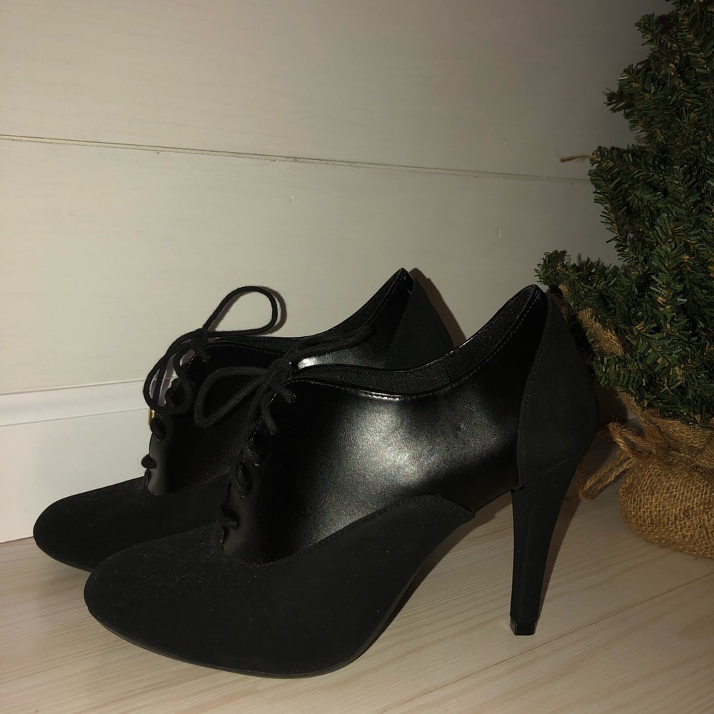 Black Spectator 3inch Stilettos